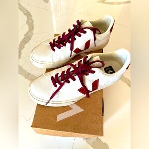 Veja Gender Inclusive Campo Sneaker             43 EXTRA WHITE ROUILLE